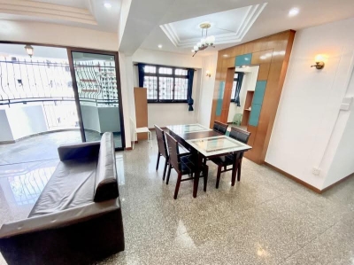 2 x common room for rent at near Kovan Mrt (NEL Purple)(Male/Female/Couple)